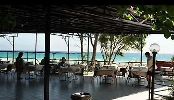 Avalon 4*